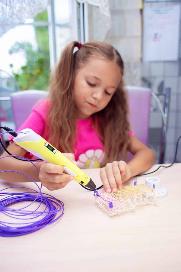 Au-delà du crayon : Découvrez le potentiel révolutionnaire du stylo 3D